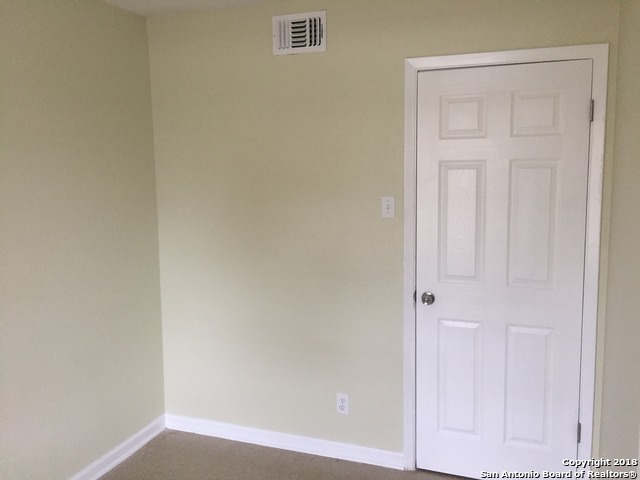 Image 13 of 18 For 5030 Galahad Dr