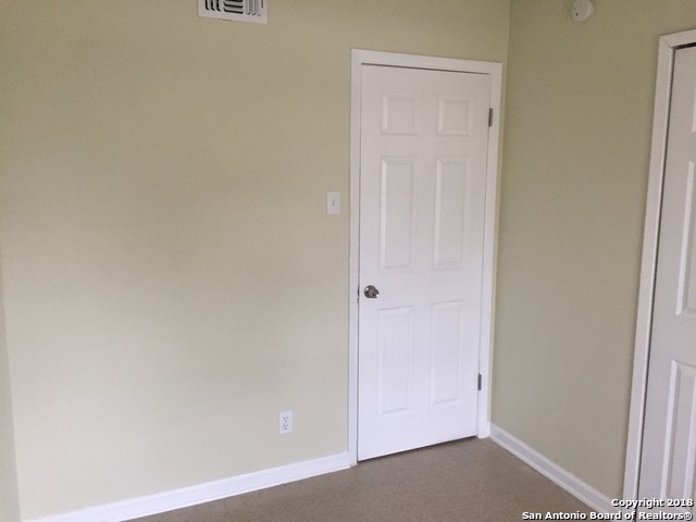 Image 14 of 18 For 5030 Galahad Dr