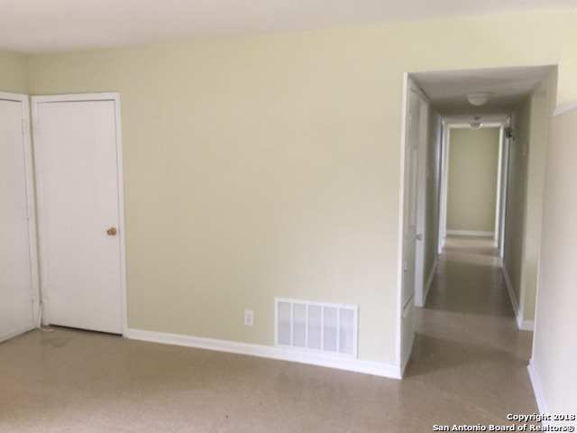 Image 3 of 18 For 5030 Galahad Dr