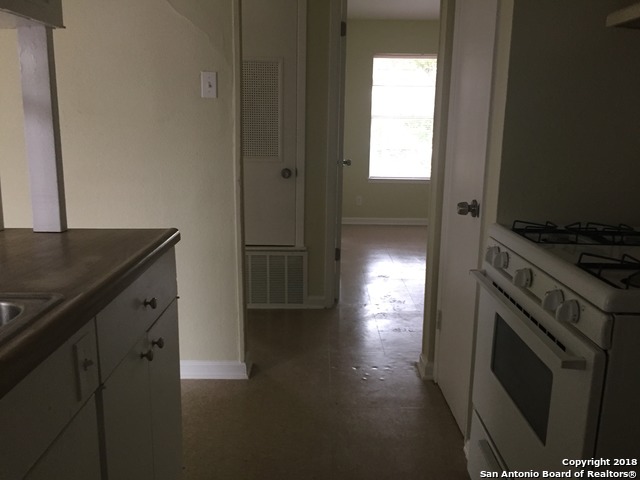 Image 5 of 18 For 5030 Galahad Dr