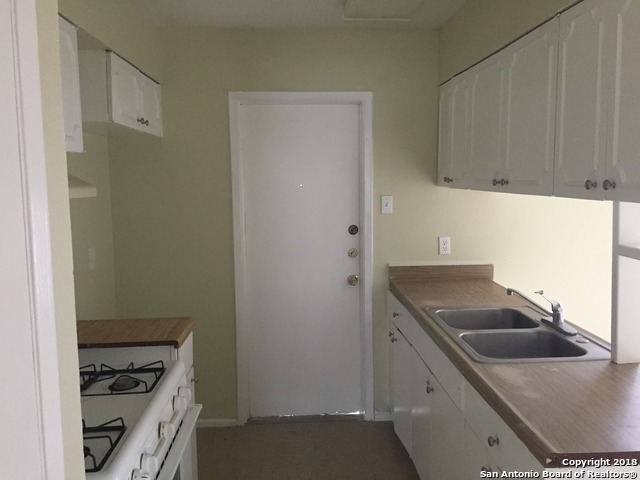 Image 6 of 18 For 5030 Galahad Dr