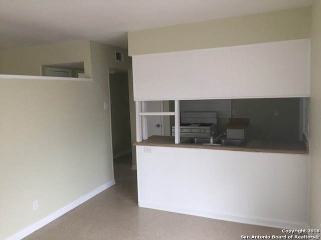 Image 8 of 18 For 5030 Galahad Dr