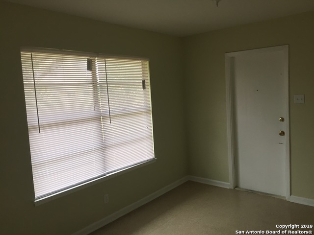 Image 9 of 18 For 5030 Galahad Dr