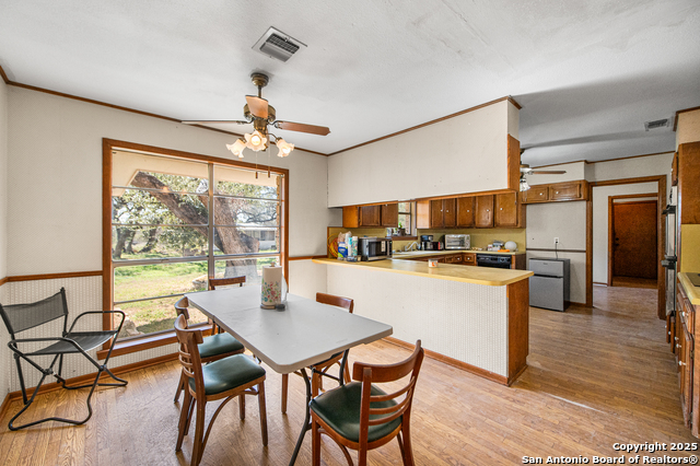 Image 18 of 78 For 0 Fm 2200