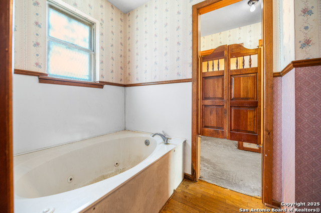 Image 30 of 78 For 0 Fm 2200