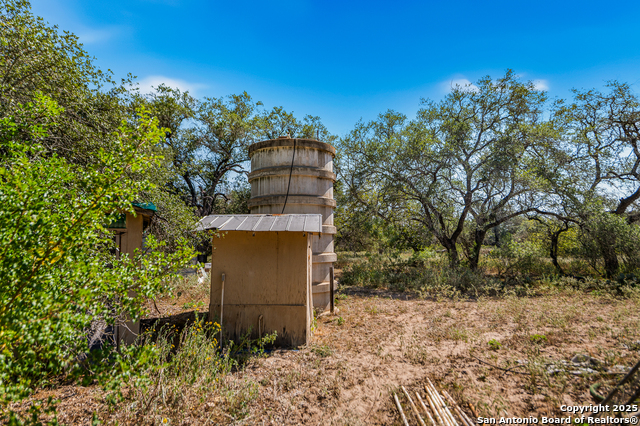 Image 46 of 78 For 0 Fm 2200