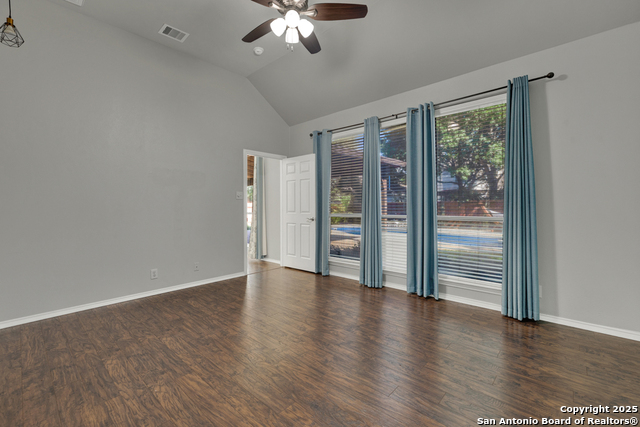 Image 17 of 53 For 1739 Oak Glen