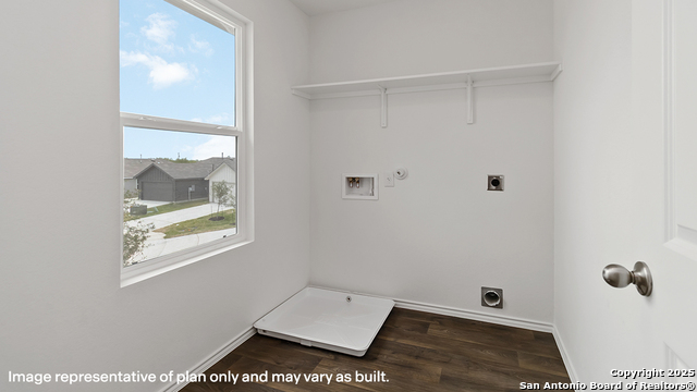 Listing photo id 24 for 10320 Lassen Park