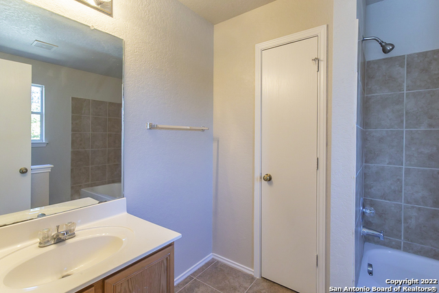 Image 23 of 25 For 8123 Sandbar Pt