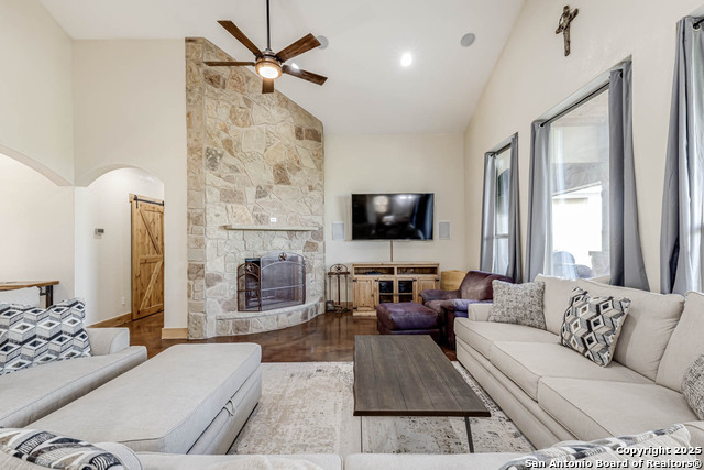 Image 12 of 53 For 710 Stoney Ridge