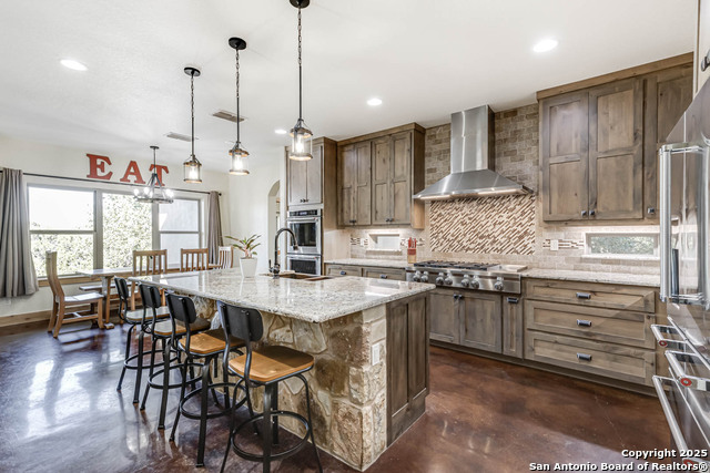 Image 16 of 53 For 710 Stoney Ridge
