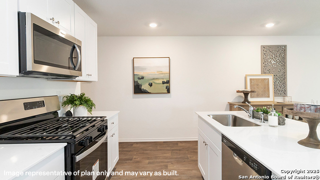 Listing photo id 6 for 1411 Capitol Reef