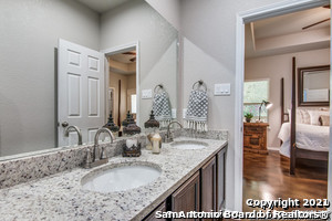 Image 15 of 18 For 1111 Renee Way