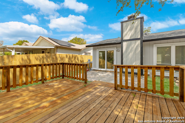 Listing photo id 12 for 10223 Flatland