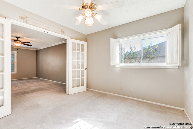 Listing photo id 30 for 2303 Copper Ash