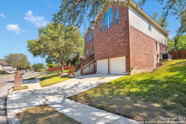 Image 3 of 41 For 10119 Ramblin River