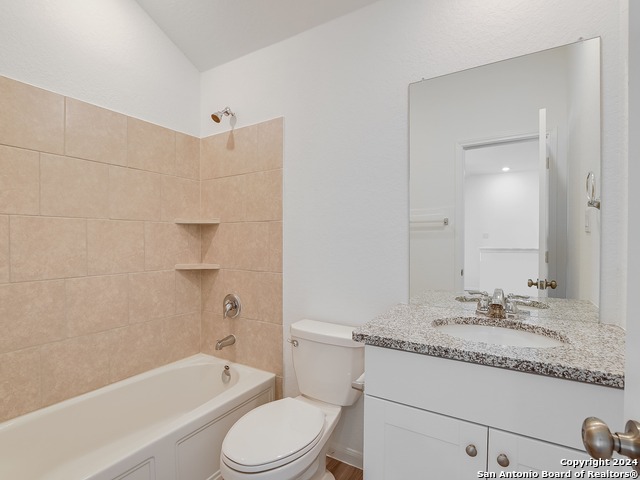 Image 17 of 46 For 5922 Vestige