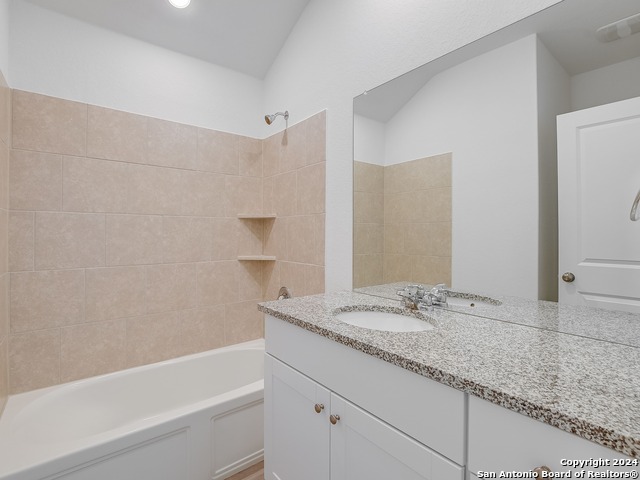 Image 19 of 46 For 5922 Vestige