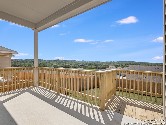 Image 2 of 46 For 5922 Vestige