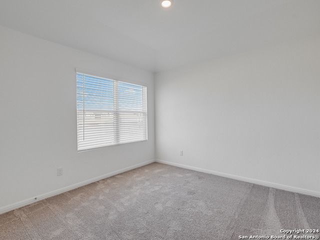 Image 20 of 46 For 5922 Vestige