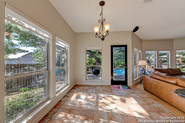 Image 12 of 40 For 2204 Blackoak Bnd