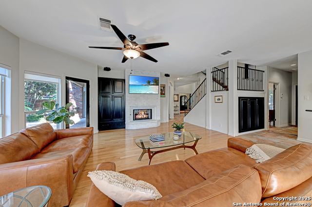 Image 16 of 40 For 2204 Blackoak Bnd