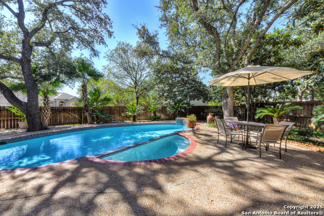 Image 27 of 40 For 2204 Blackoak Bnd