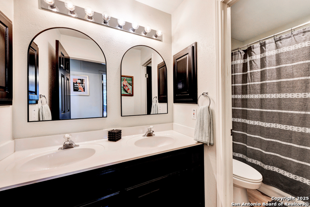 Image 34 of 40 For 2204 Blackoak Bnd