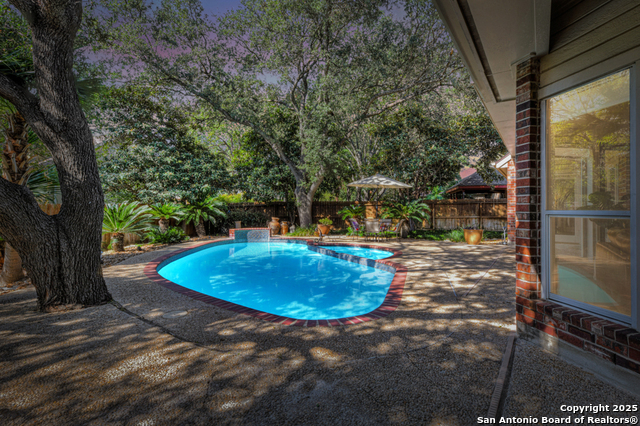 Image 36 of 40 For 2204 Blackoak Bnd