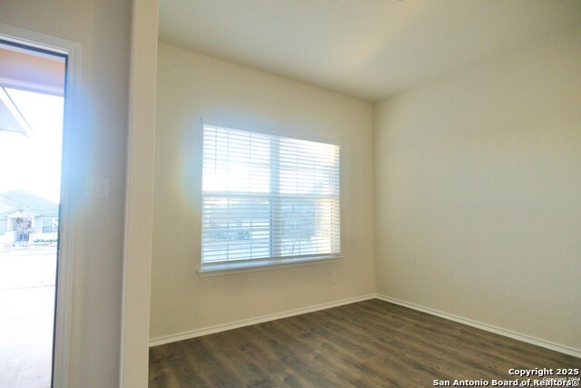 Image 24 of 50 For 3652 Victory Copper