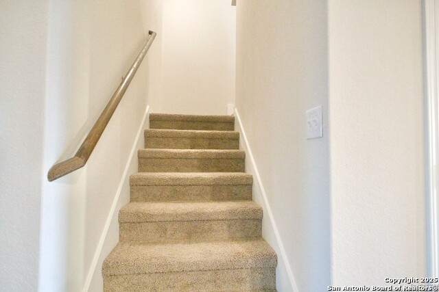 Image 32 of 50 For 3652 Victory Copper