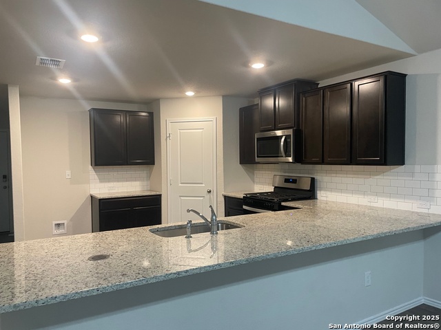 Image 5 of 50 For 3652 Victory Copper