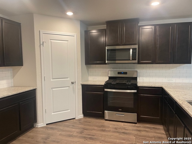 Image 6 of 50 For 3652 Victory Copper