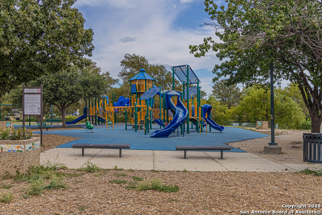 Image 37 of 48 For 1703 Texas Ave