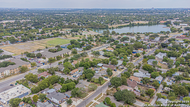 Image 43 of 48 For 1703 Texas Ave