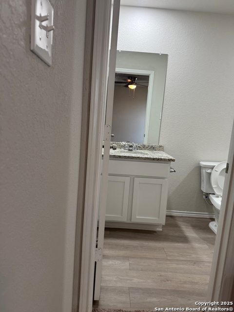 Listing photo id 6 for 7356 Misty Ridge  14