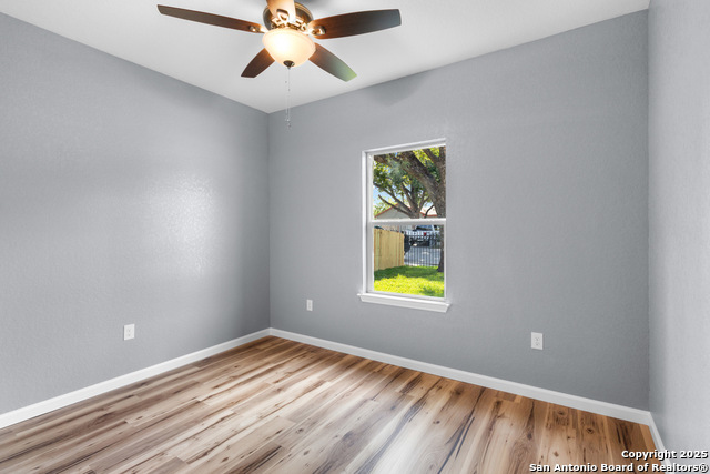 Image 12 of 26 For 618 San Gabriel S