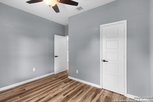 Image 13 of 26 For 618 San Gabriel S