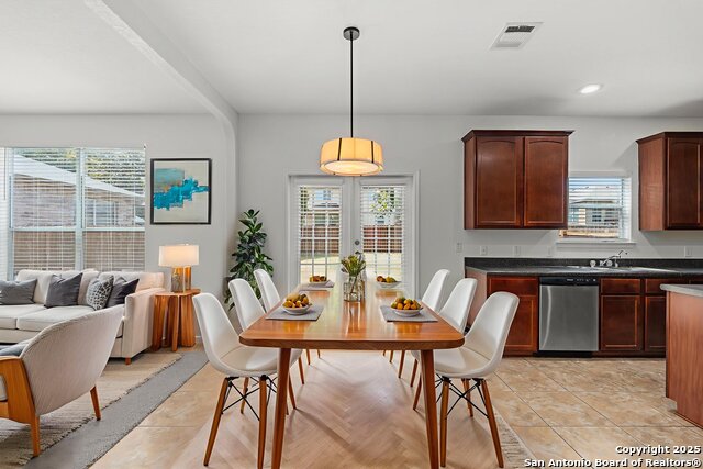 Image 14 of 42 For 12206 Medina Mill