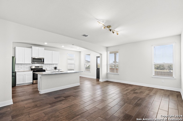 Image 2 of 20 For 4054 Copper River