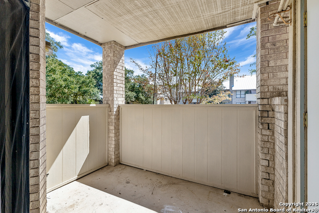 Image 16 of 21 For 11843 Braesview  1405