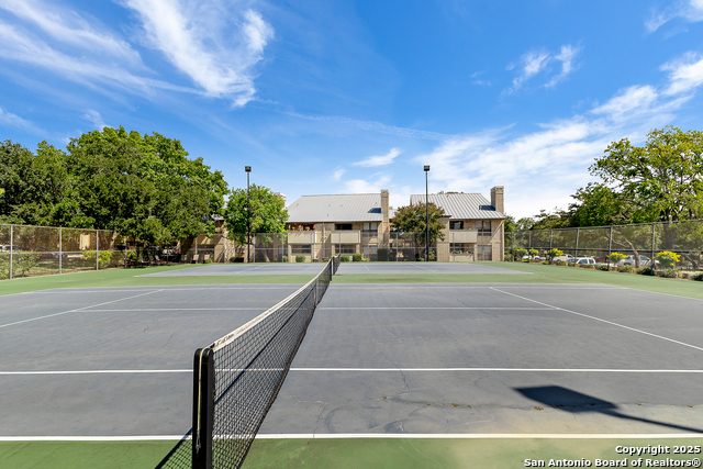 Image 20 of 21 For 11843 Braesview  1405