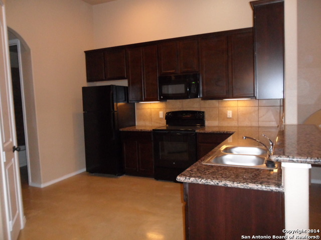 Image 8 of 22 For 210 Stone Gate