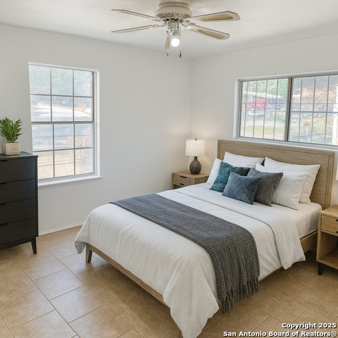 Image 5 of 17 For 4418 Sun Vista Ln
