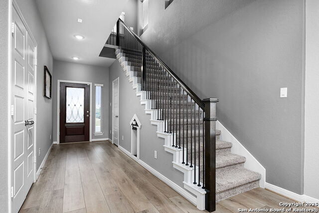 Image 10 of 48 For 776 Windflower