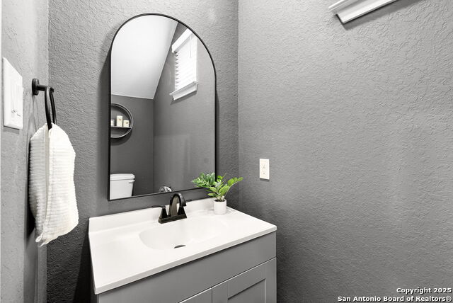 Image 12 of 48 For 776 Windflower