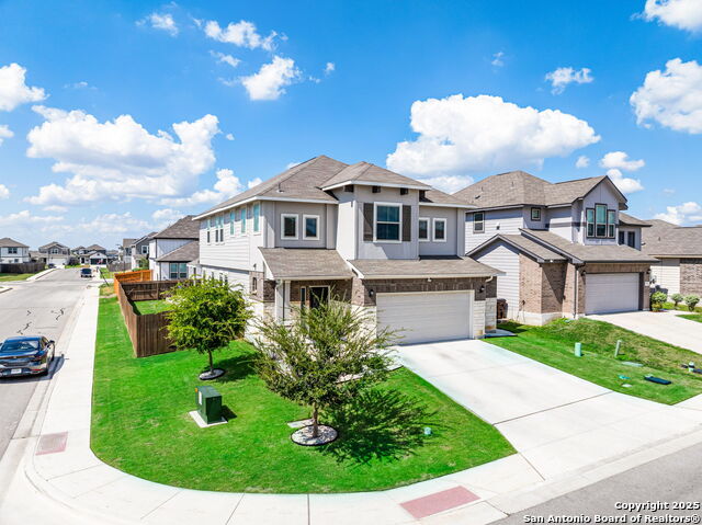 Image 6 of 48 For 776 Windflower