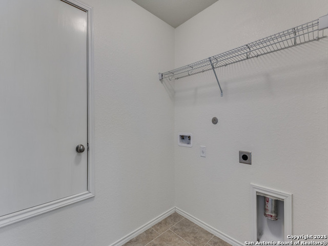 Image 17 of 25 For 12029 Silver Lining