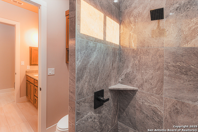 Listing photo id 20 for 136 Hondo Ridge