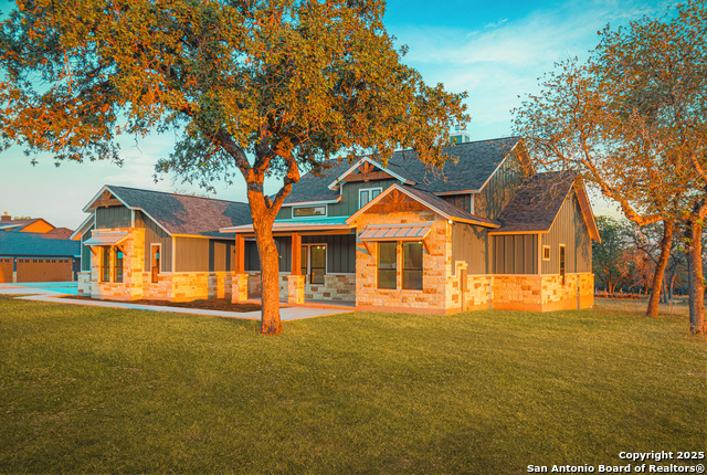 Listing photo id 26 for 136 Hondo Ridge